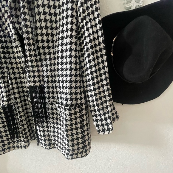 Vintage Houndstooth Fringe Tie Front Jacket - Picture 11 of 13